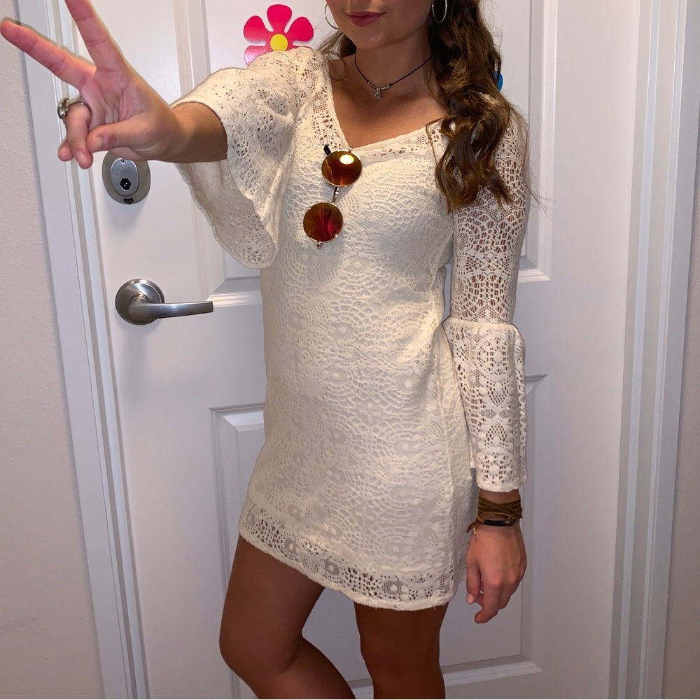 American Eagle Cream Lace Bell Sleeve Bohemian Dress XS